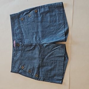 Isaac Mizrahi, lightweight, jean shorts. Size 6.